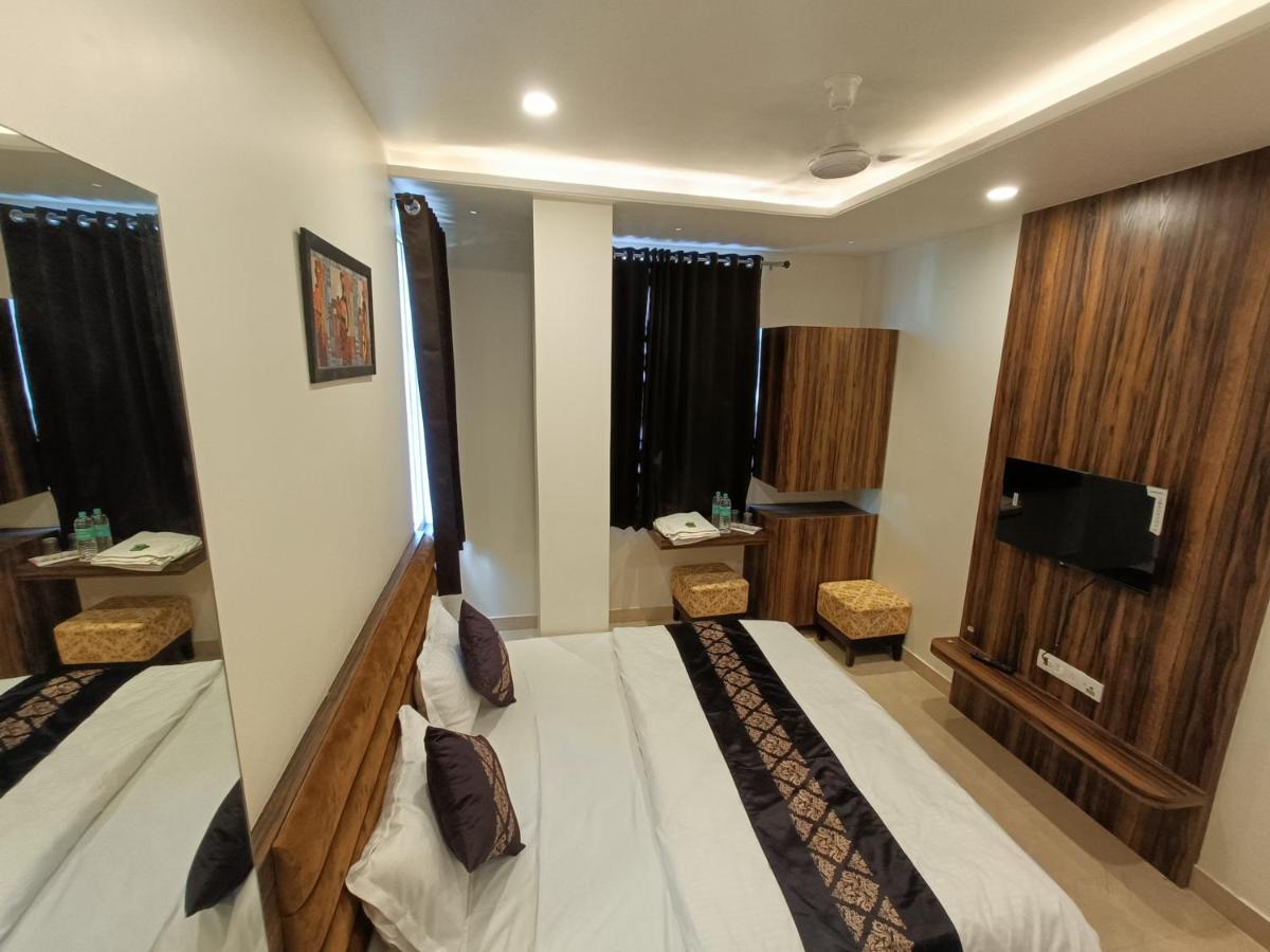 Hotel Vrinda Inn Udaipur Eksteriør billede