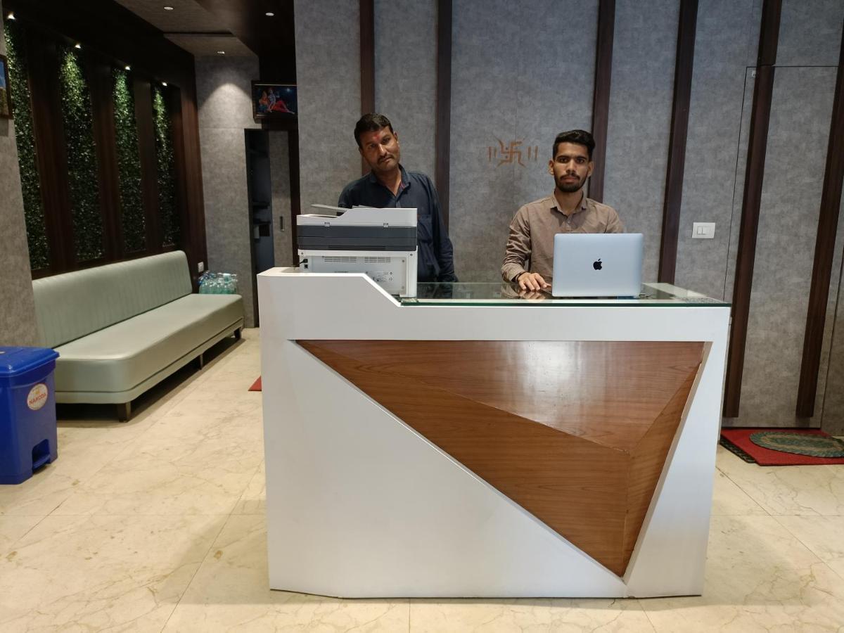 Hotel Vrinda Inn Udaipur Eksteriør billede