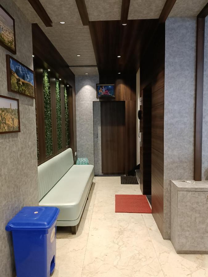 Hotel Vrinda Inn Udaipur Eksteriør billede