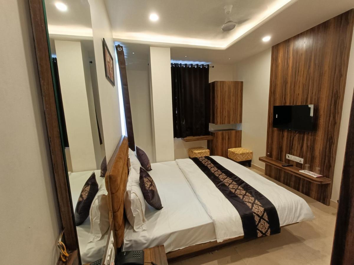 Hotel Vrinda Inn Udaipur Eksteriør billede