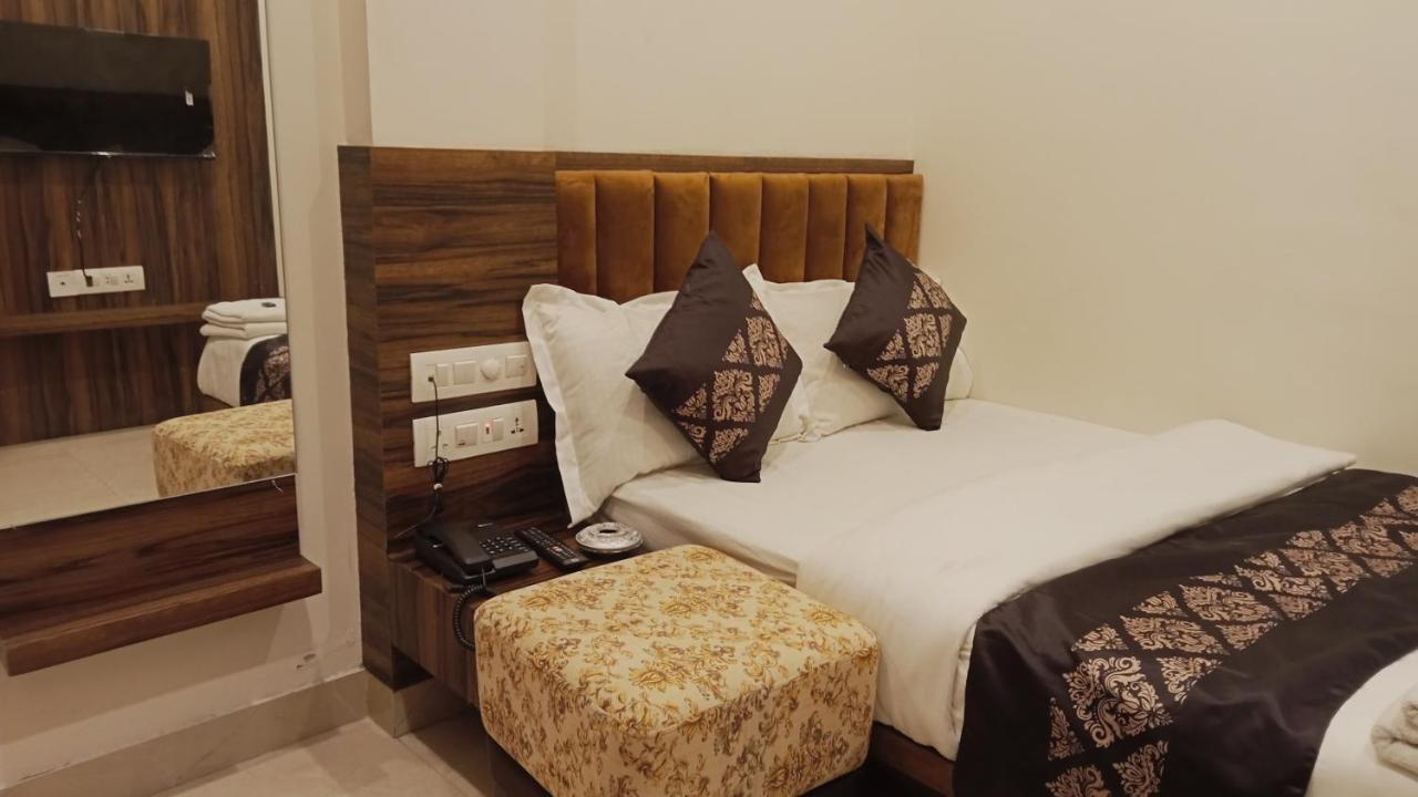 Hotel Vrinda Inn Udaipur Eksteriør billede