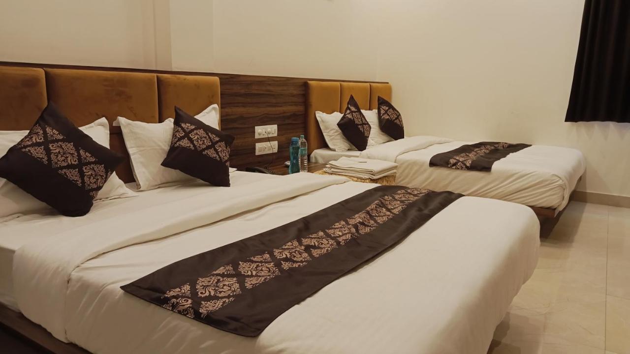 Hotel Vrinda Inn Udaipur Eksteriør billede