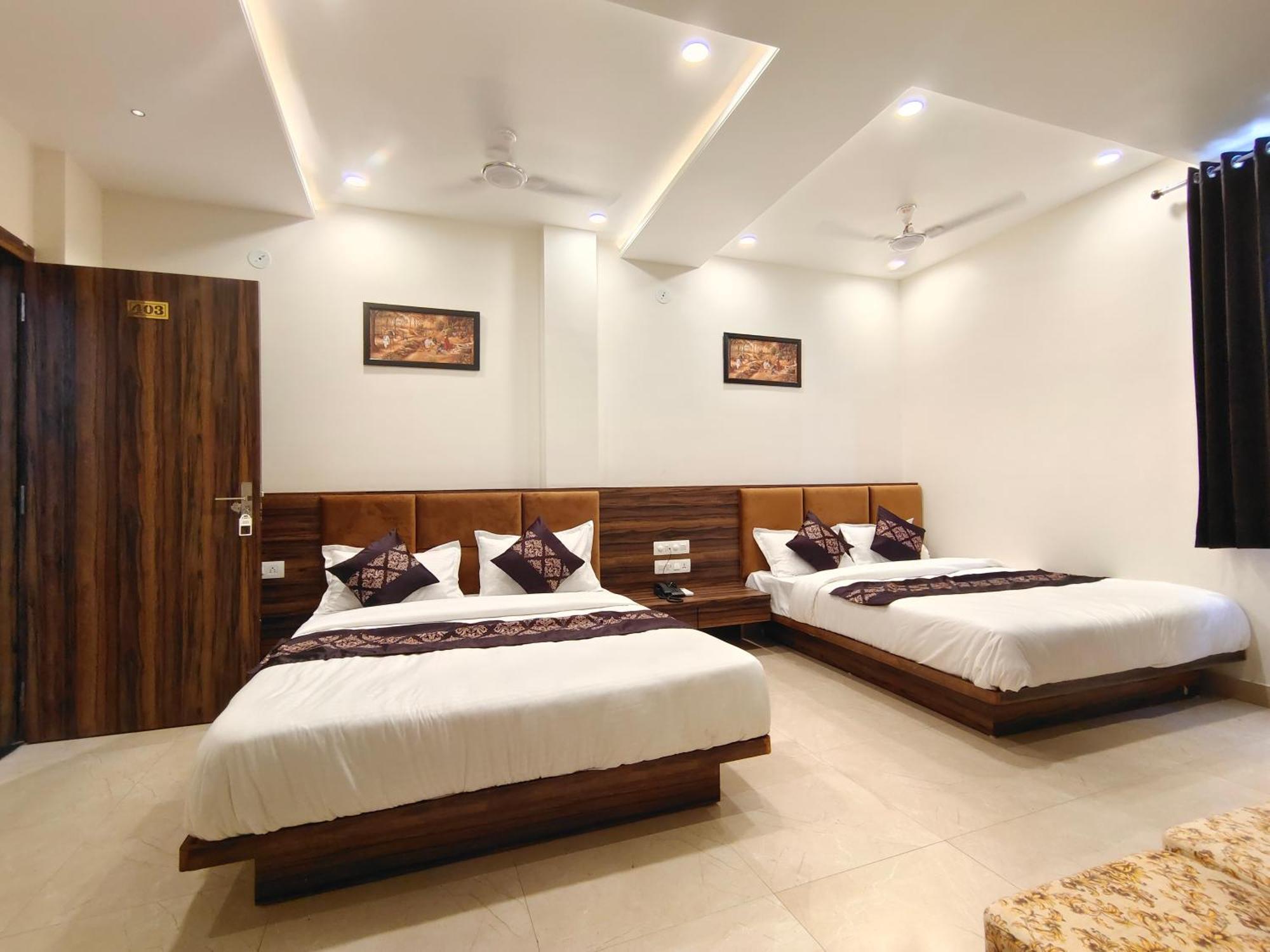 Hotel Vrinda Inn Udaipur Eksteriør billede